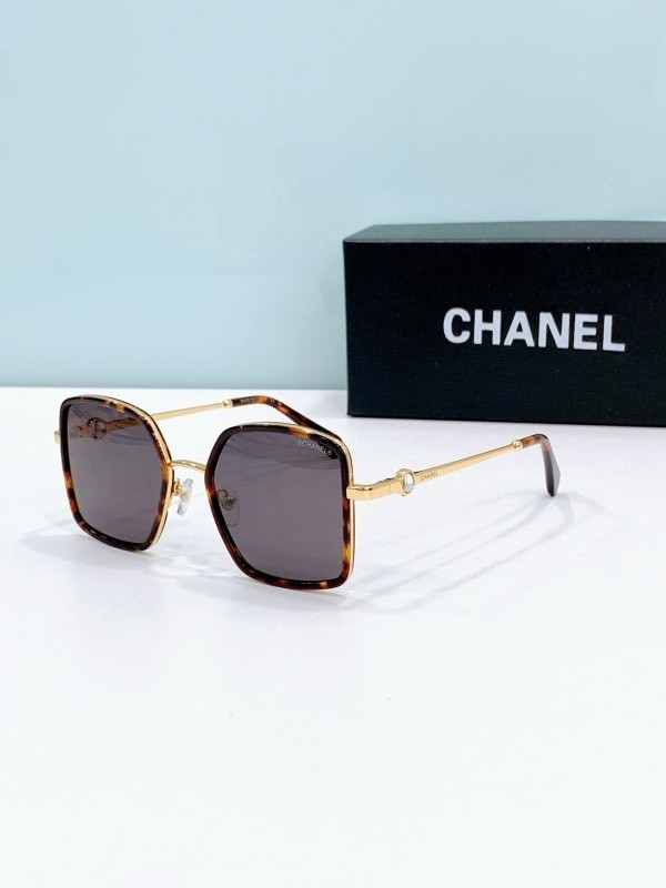 CHNL Sunglasses AAAA-5758