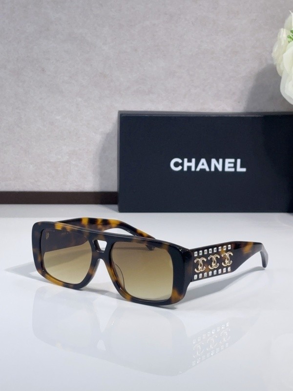 CHNL Sunglasses AAAA-6004