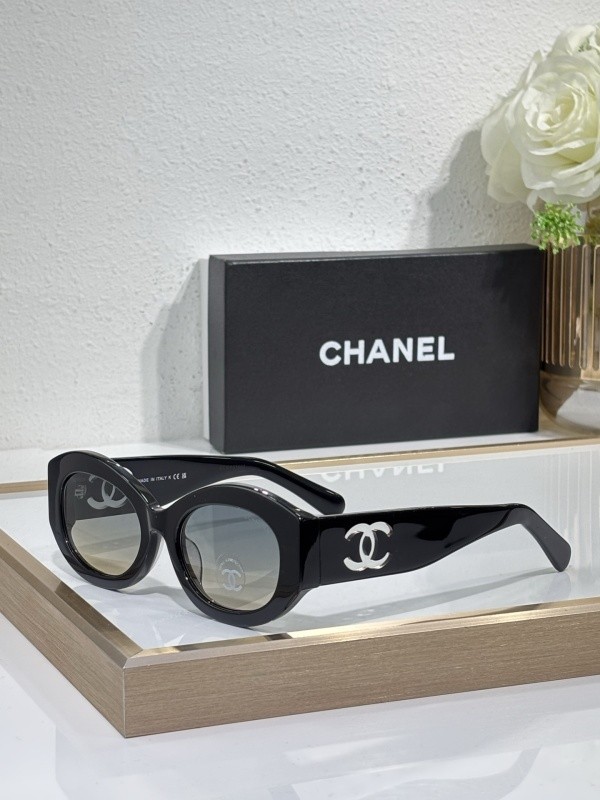 CHNL Sunglasses AAAA-5945