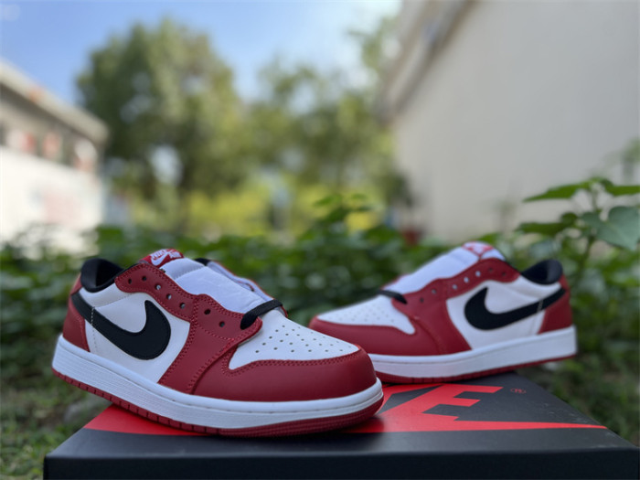 Authentic Air Jordan 1 Low OG  Chicago