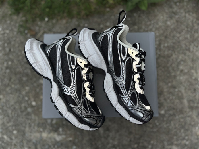 B 17FW Tripe-S High End Sneaker-673