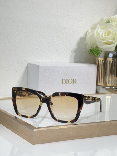 Dior Sunglasses AAAA-4097