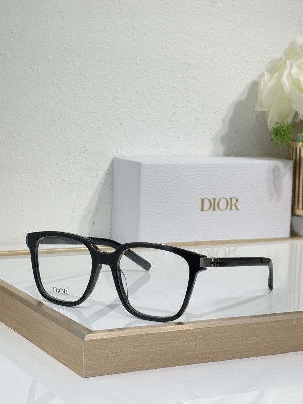 Dior Sunglasses AAAA-3926