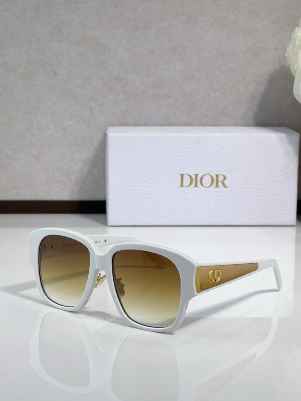 Dior Sunglasses AAAA-4150