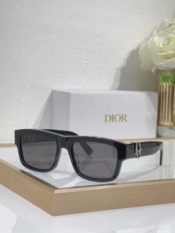 Dior Sunglasses AAAA-4188