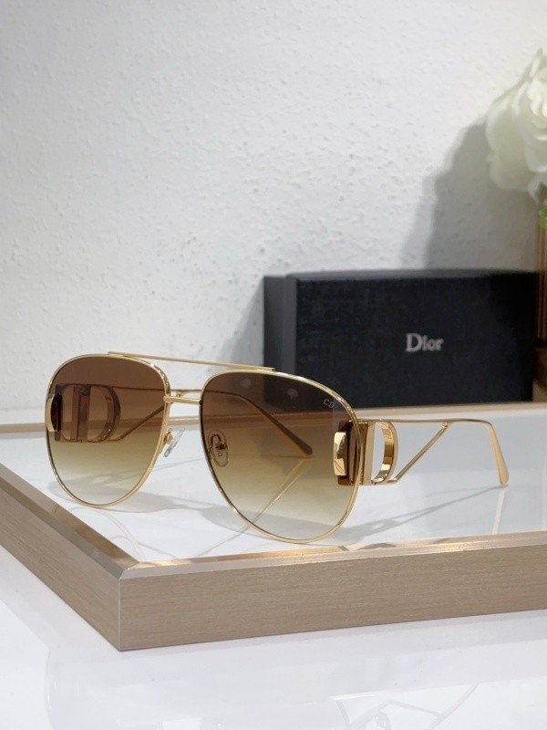 Dior Sunglasses AAAA-4253