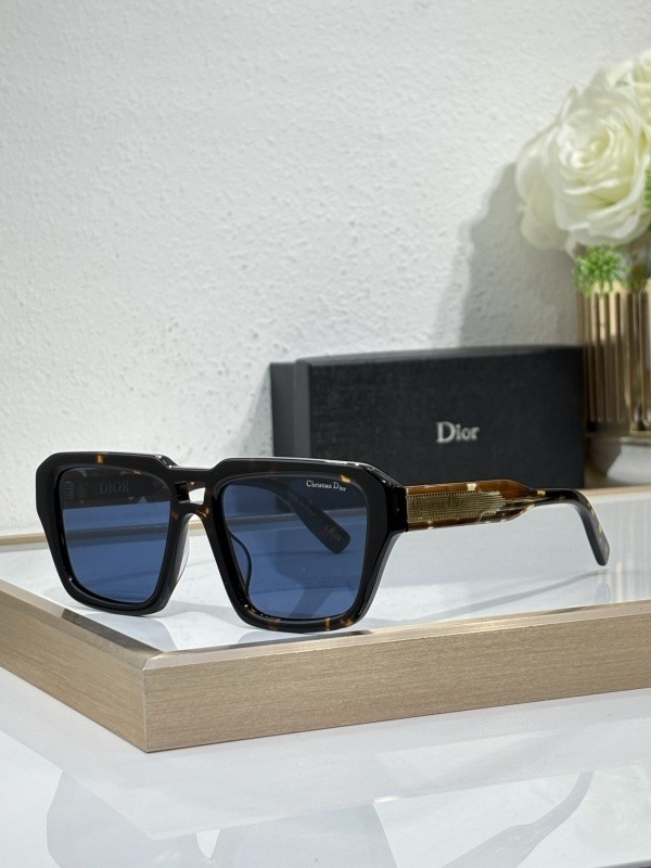 Dior Sunglasses AAAA-4294
