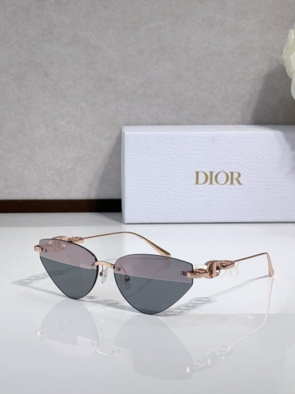 Dior Sunglasses AAAA-4007