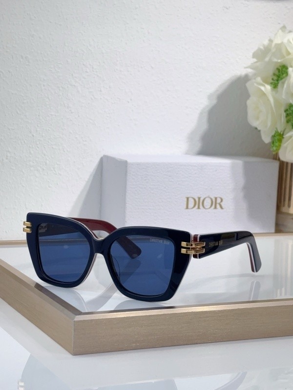 Dior Sunglasses AAAA-3945