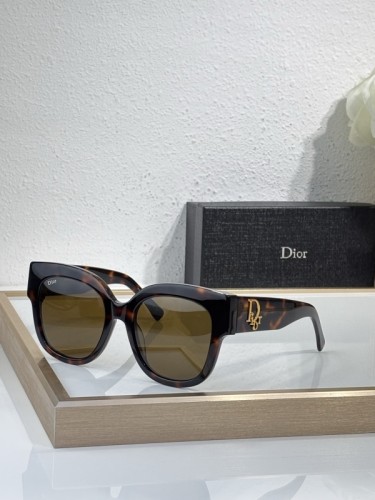 Dior Sunglasses AAAA-4217