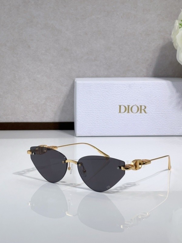 Dior Sunglasses AAAA-4012