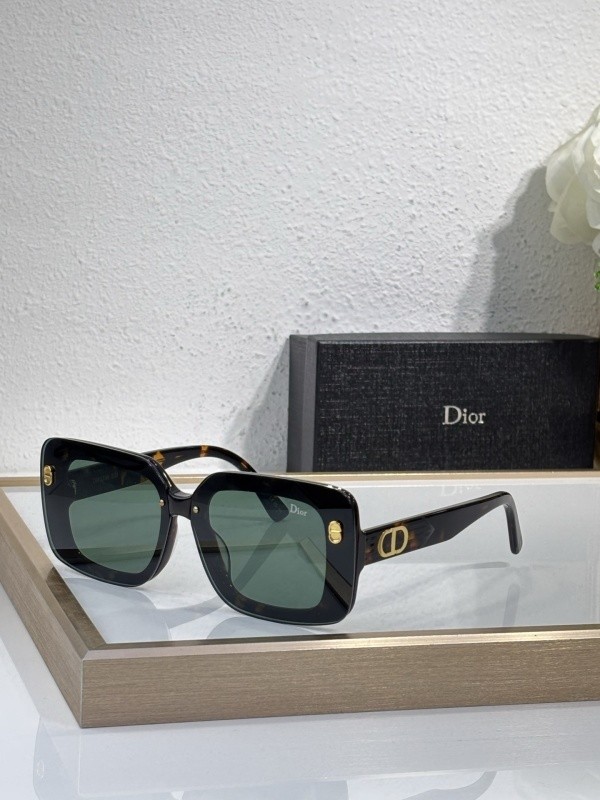 Dior Sunglasses AAAA-3989