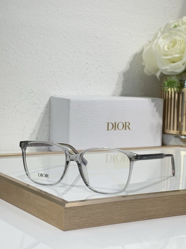 Dior Sunglasses AAAA-4079