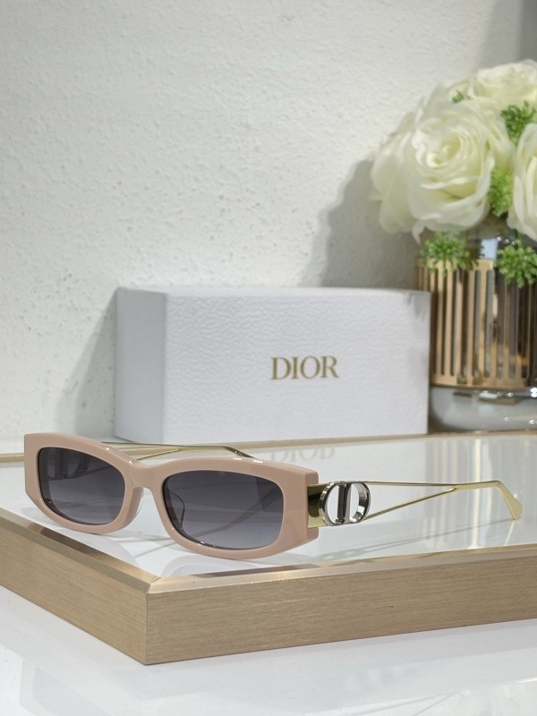 Dior Sunglasses AAAA-3890