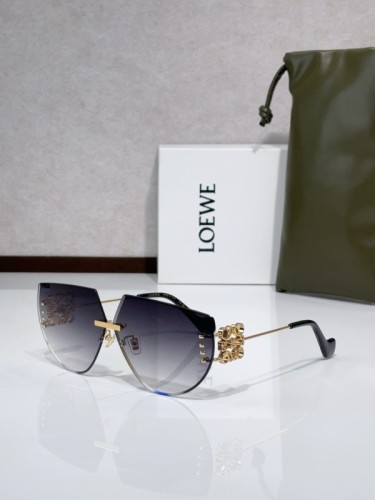 Loewe Sunglasses AAAA-1018