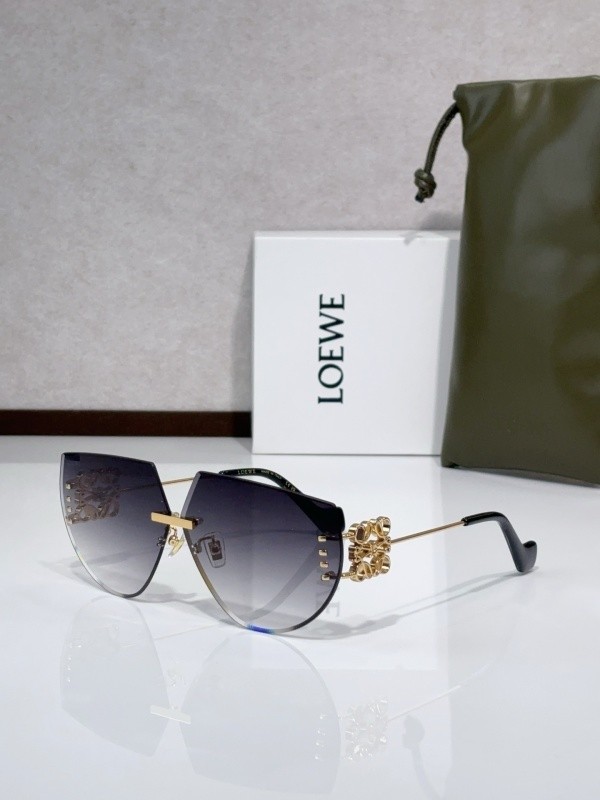 Loewe Sunglasses AAAA-1018