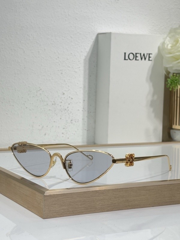 Loewe Sunglasses AAAA-987