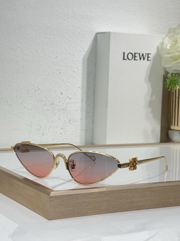 Loewe Sunglasses AAAA-991