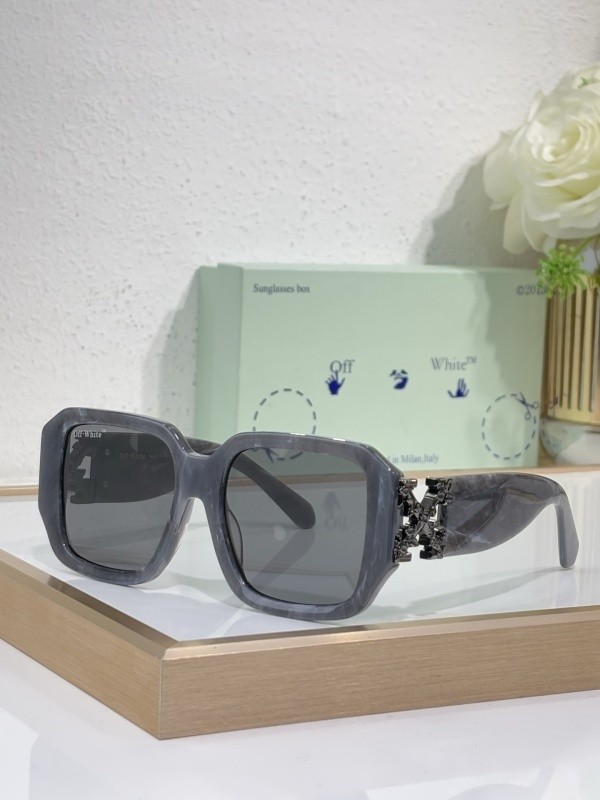 Off white Sunglasses AAAA-986