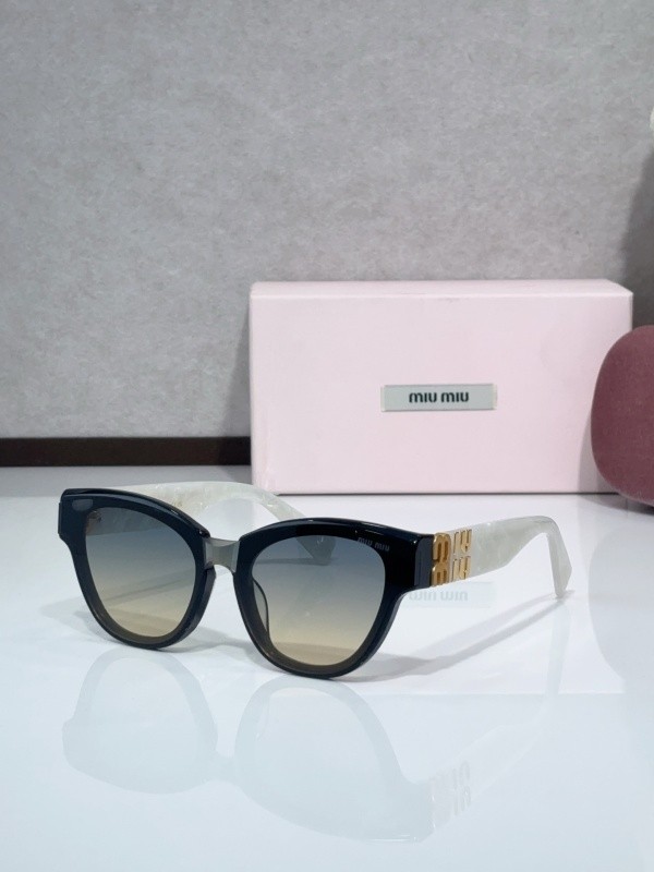 Miu Miu Sunglasses AAAA-2309