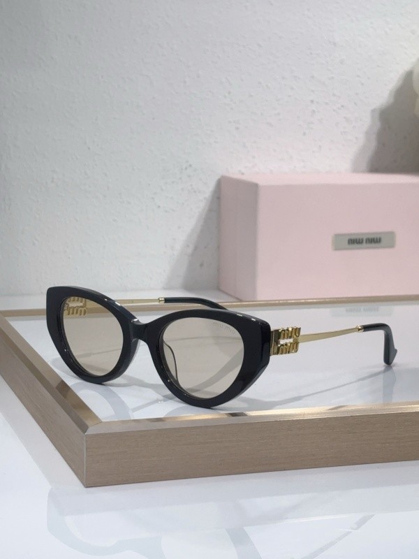Miu Miu Sunglasses AAAA-2415