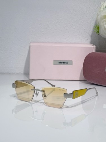 Miu Miu Sunglasses AAAA-2335
