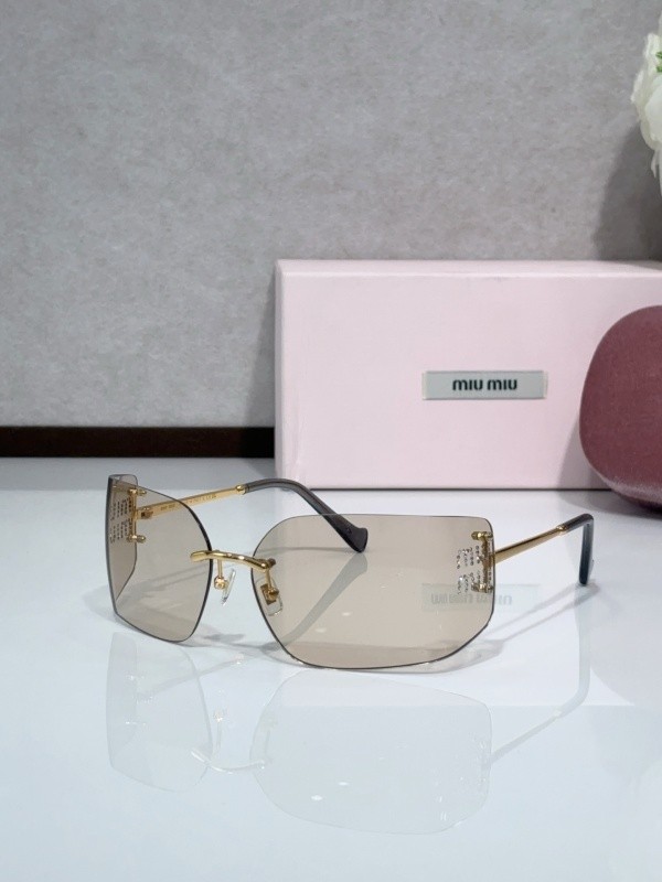 Miu Miu Sunglasses AAAA-2289