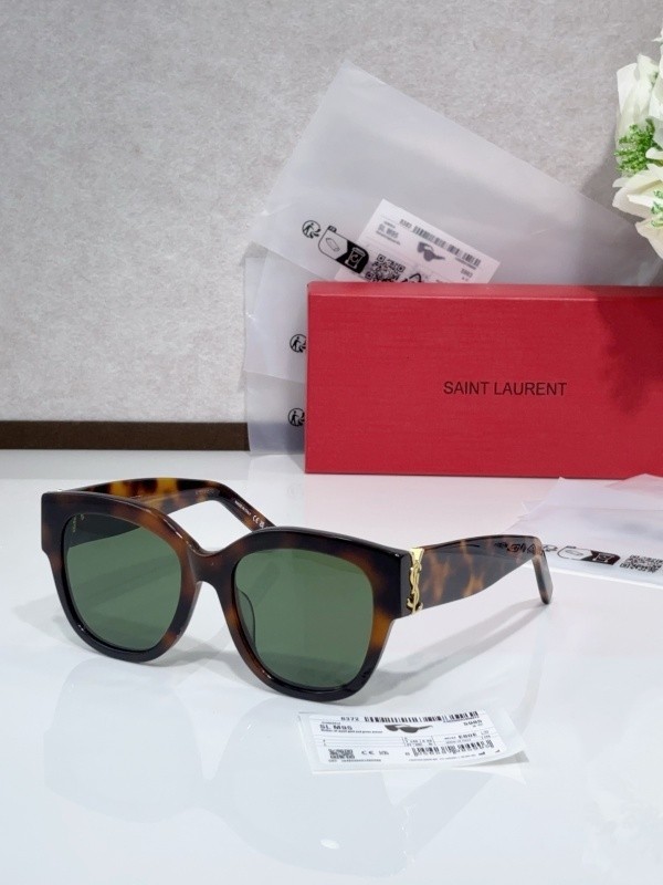 YL  Sunglasses AAAA-1503