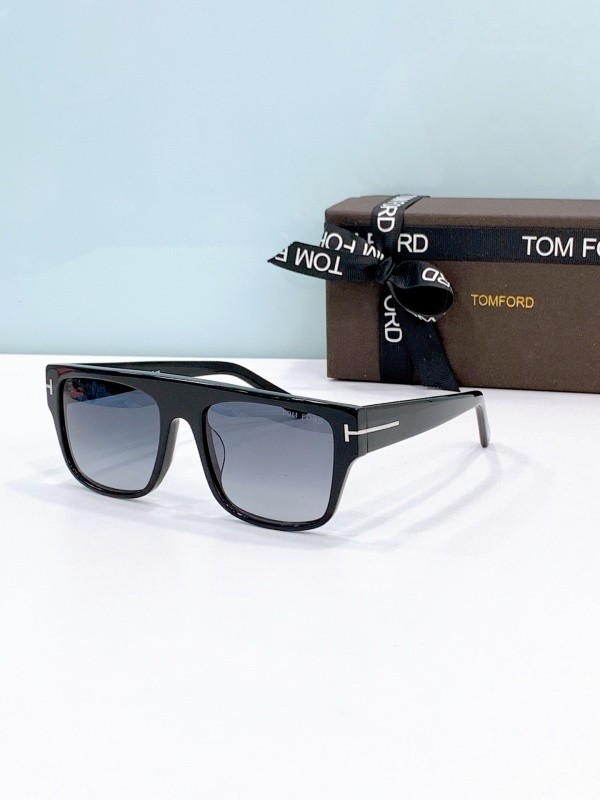 Tom Ford Sunglasses AAAA-5500