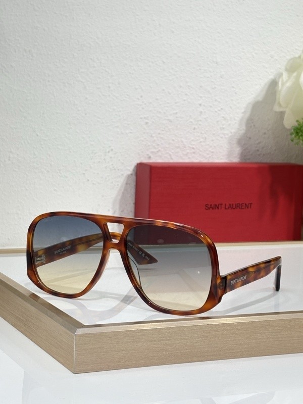 YL  Sunglasses AAAA-1482