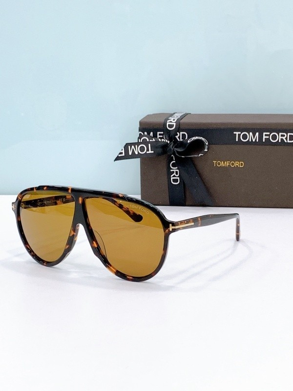 Tom Ford Sunglasses AAAA-5620