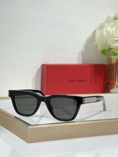 YL  Sunglasses AAAA-1496