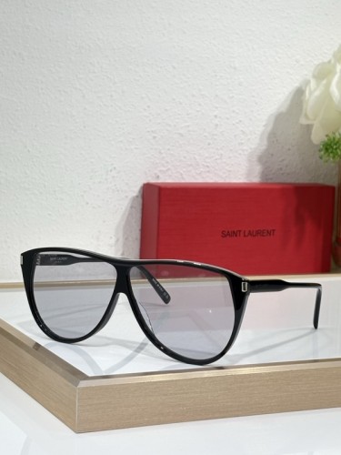 YL  Sunglasses AAAA-1490