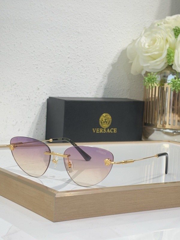 Versace Sunglasses AAAA-3822