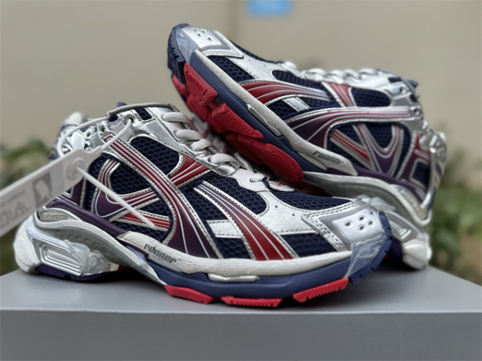 B 17FW Tripe-S High End Sneaker-674