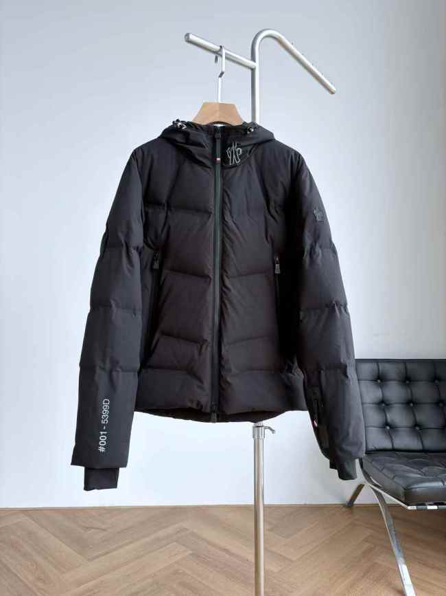 Moncler Jacket High End Quality-031