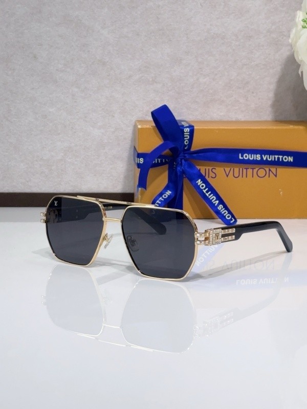 LV Sunglasses AAAA-6815