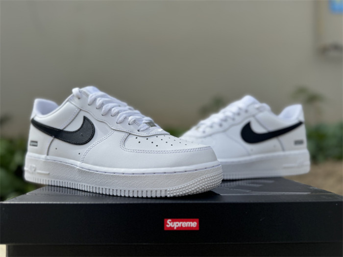 Authentic Supreme x Nike Air Force 1 Low White