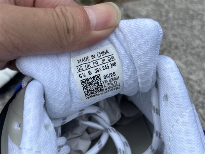 Pharrell Willams x AD Jellyfish-013