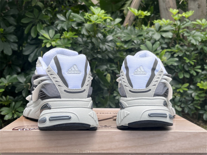 Pharrell Willams x AD Jellyfish-011