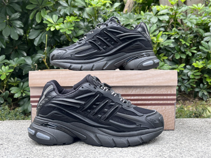 Pharrell Willams x AD Jellyfish-012