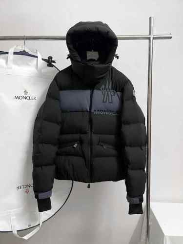 Moncler Jacket High End Quality-052