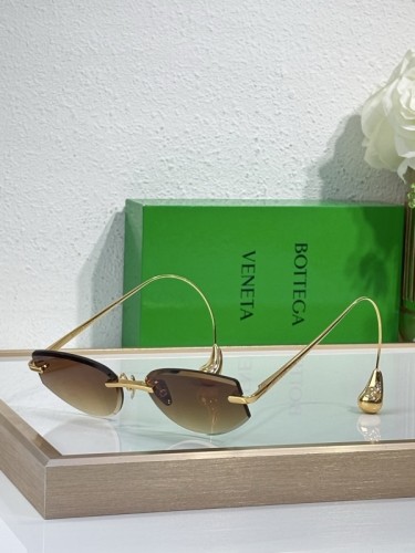 Bottega Veneta Sunglasses AAAA-055