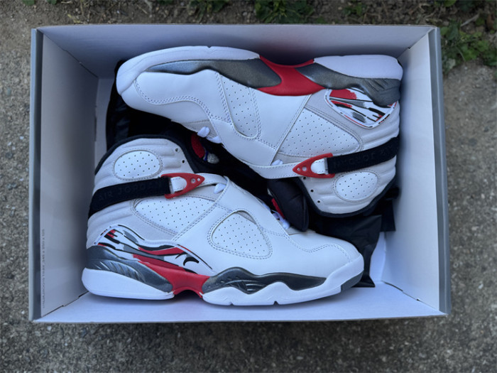 Authentic Jordan 8 Retro Bugs Bunny 2025