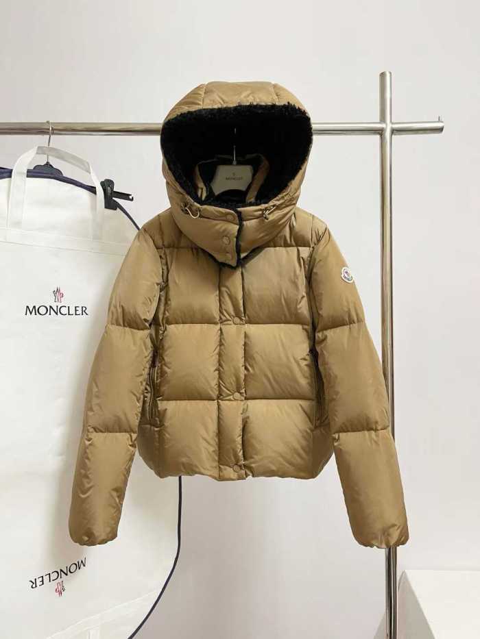 Moncler Jacket High End Quality-072