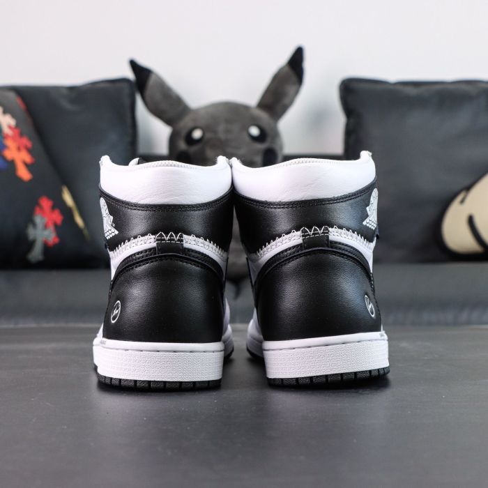 Authentic  fragment x Union LA x Air Jordan 1 High White Black