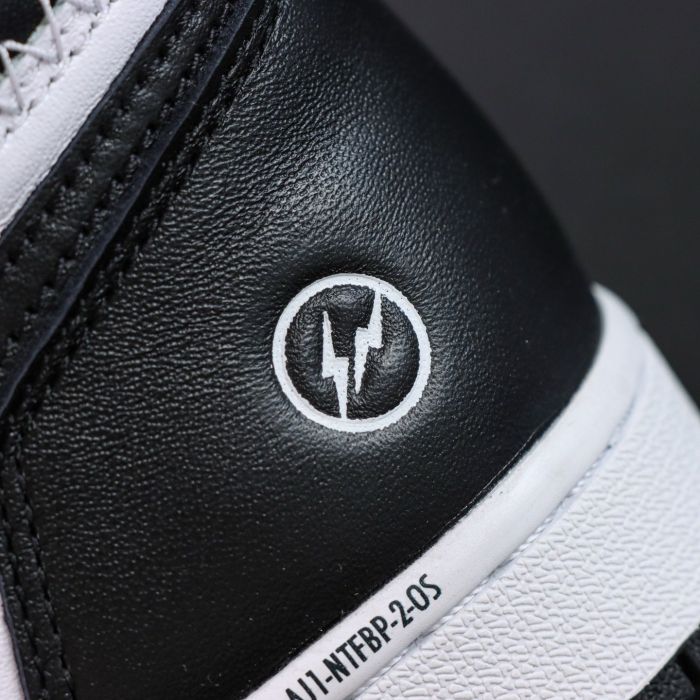 Authentic  fragment x Union LA x Air Jordan 1 High White Black