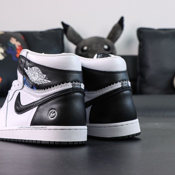 Authentic  fragment x Union LA x Air Jordan 1 High White Black