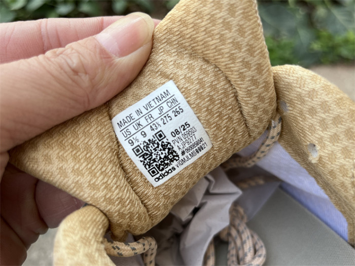 Pharrell Willams x AD Jellyfish-018