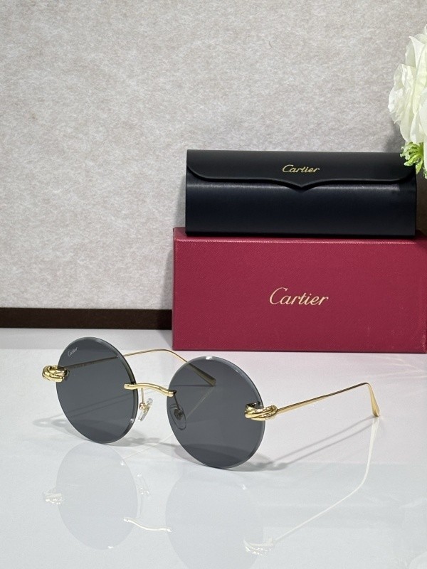 Cartier Sunglasses AAAA-8802